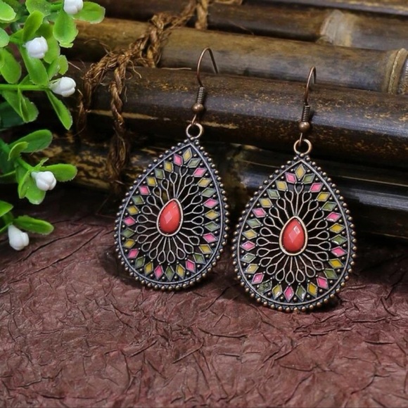 COPY - Colorful Bohemian Stones - Picture 2 of 4